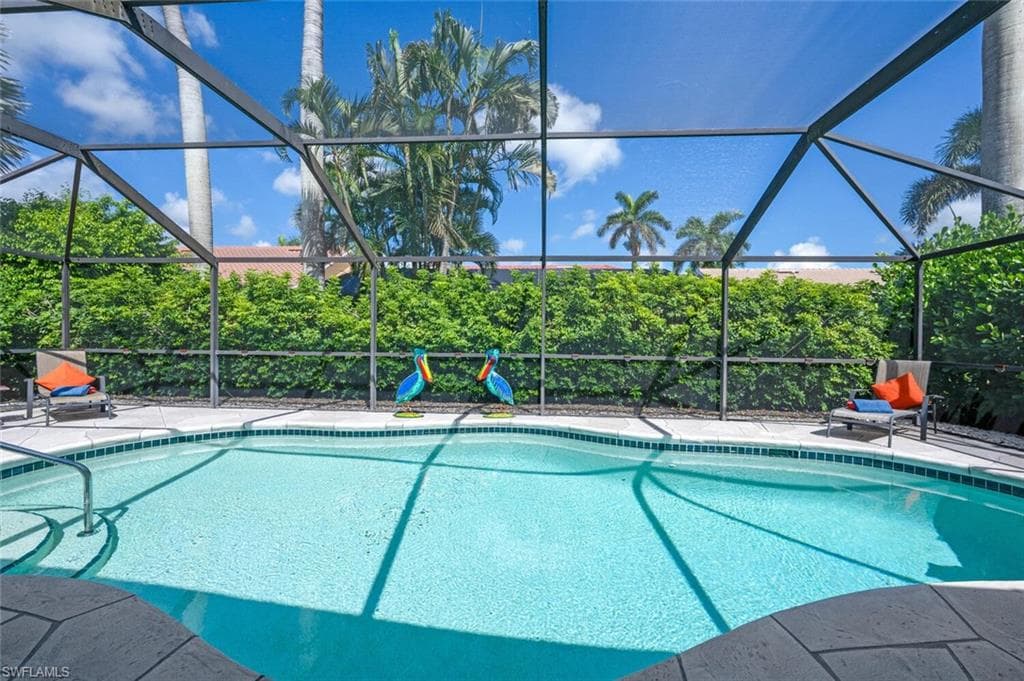 229 Countryside Dr, Naples, FL 34104-24