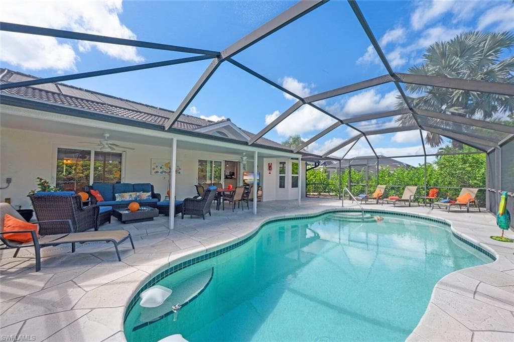 229 Countryside Dr, Naples, FL 34104-28