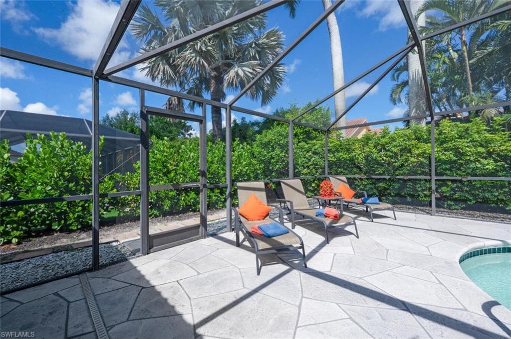 229 Countryside Dr, Naples, FL 34104-35