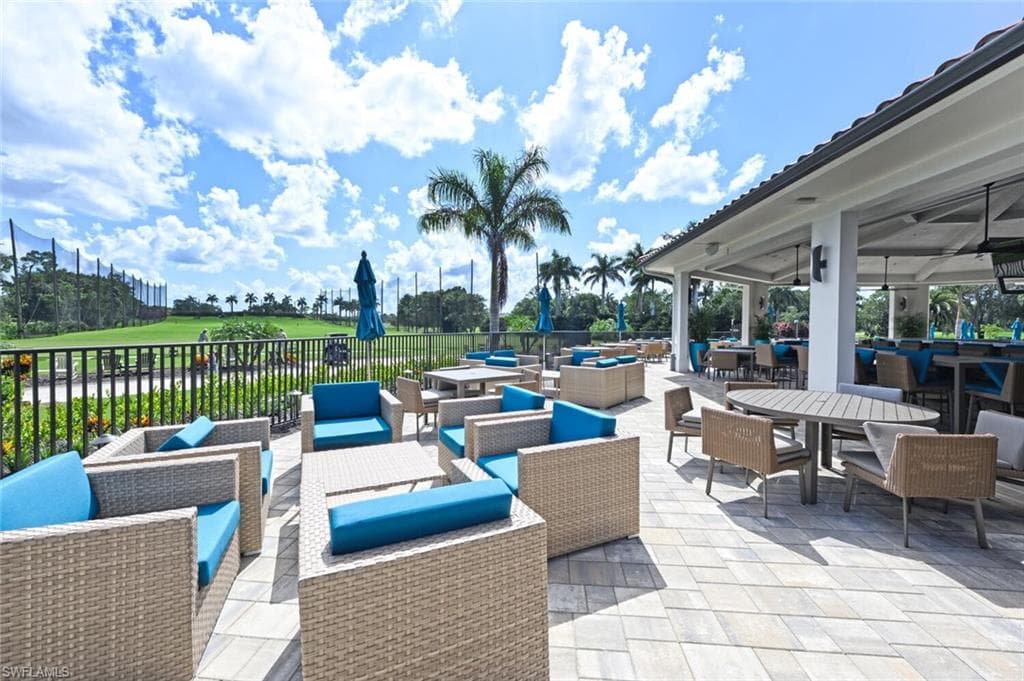 229 Countryside Dr, Naples, FL 34104-43