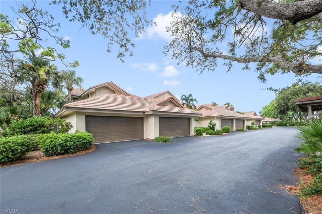 26901 Wedgewood Dr 101, Bonita Springs, FL 34134-35