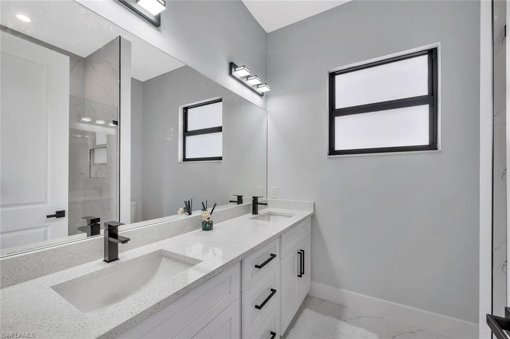4276 72nd Ave NE, Naples, FL 34120-6