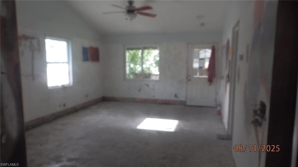 537 Capitol St, North Fort Myers, FL 33903-9
