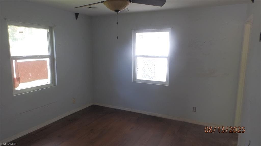 537 Capitol St, North Fort Myers, FL 33903-16