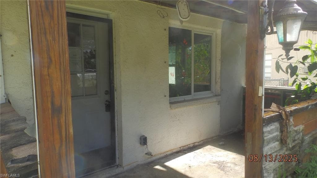 537 Capitol St, North Fort Myers, FL 33903-6