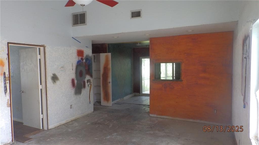 537 Capitol St, North Fort Myers, FL 33903-7