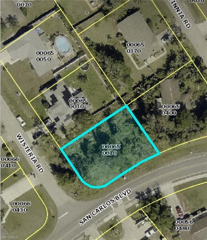 18581 Wisteria Rd, Fort Myers, FL 33967-1