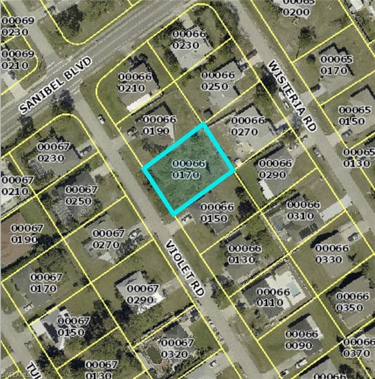 18521 Violet Rd, Fort Myers, FL 33967-1