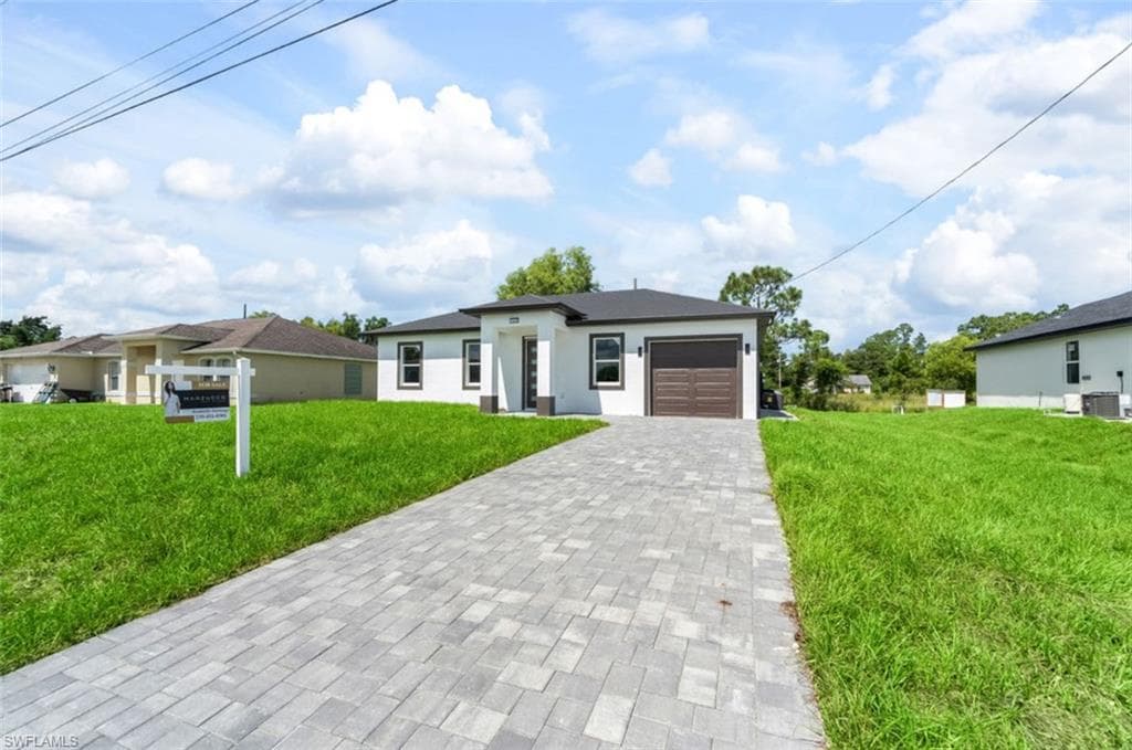 722 Castlestone Ave S, Lehigh Acres, FL 33974-1