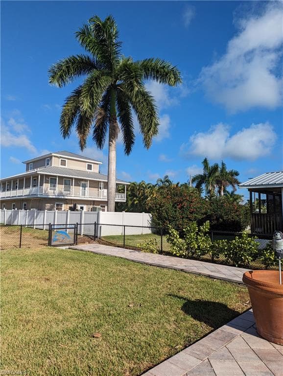 313 Copeland Ave N, Everglades City, Fl 34139-4