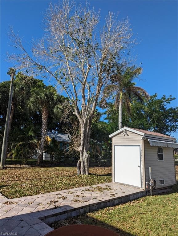 313 Copeland Ave N, Everglades City, Fl 34139-5