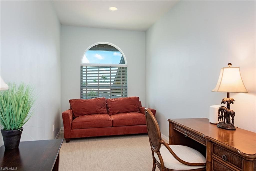 1281 Aruba Ct, Marco Island, FL 34145-17