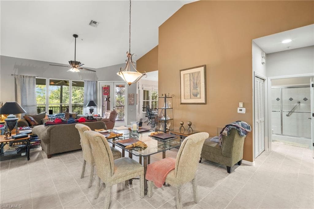 8570 Danbury Blvd 204, Naples, FL 34120-3