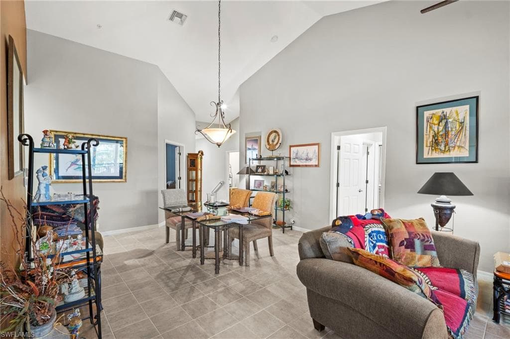8570 Danbury Blvd 204, Naples, FL 34120-7