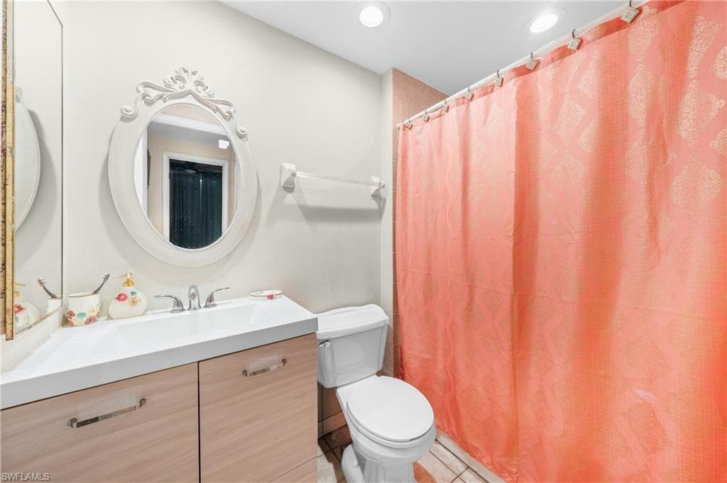 461 16th St SE, Naples, FL 34117-20
