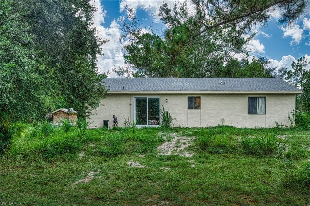 461 16th St SE, Naples, FL 34117-23