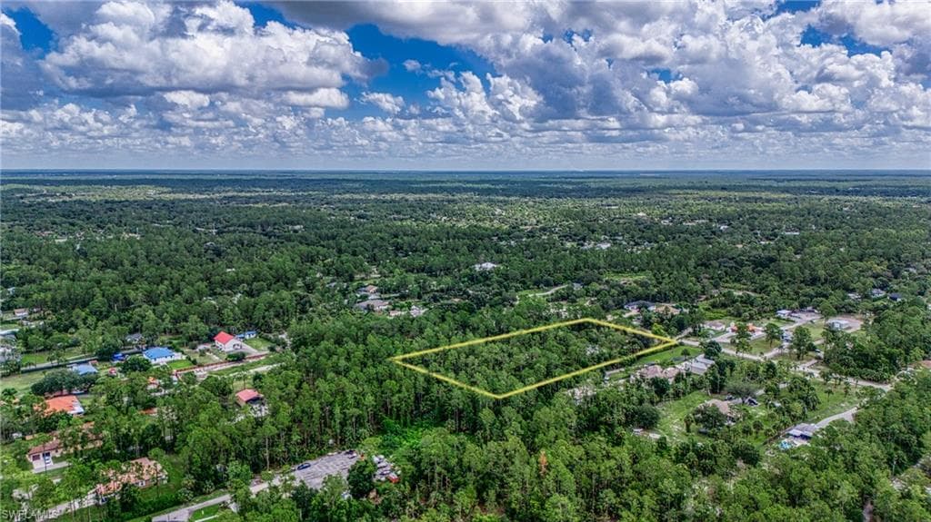 461 16th St SE, Naples, FL 34117-25