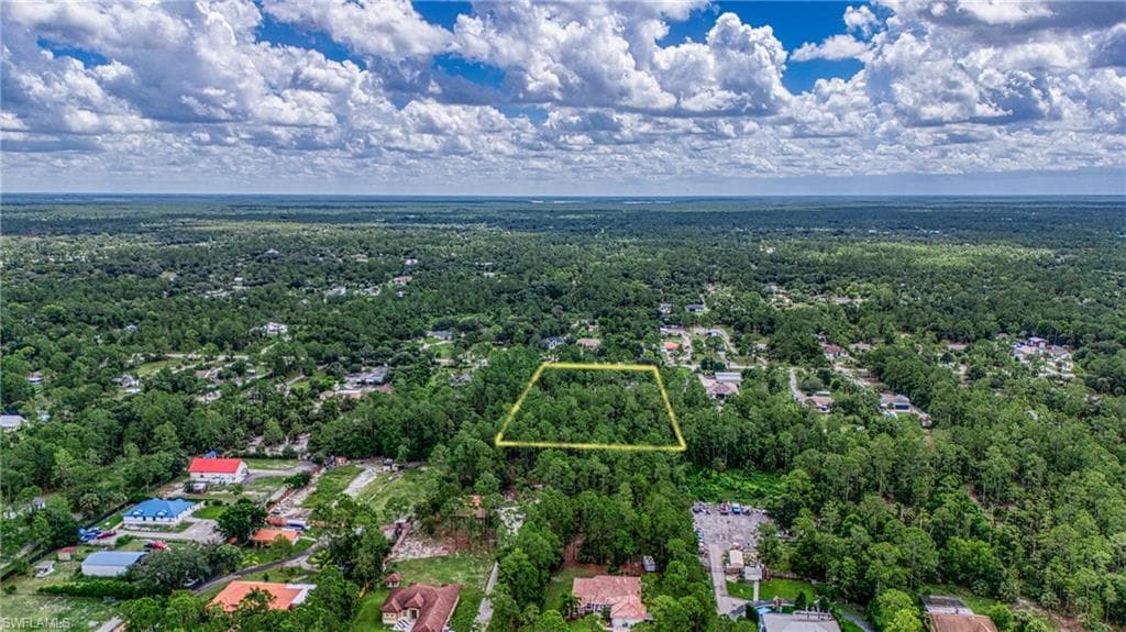 461 16th St SE, Naples, FL 34117-26