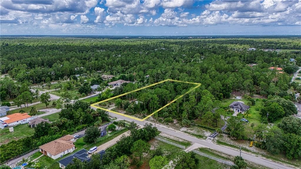 461 16th St SE, Naples, FL 34117-30