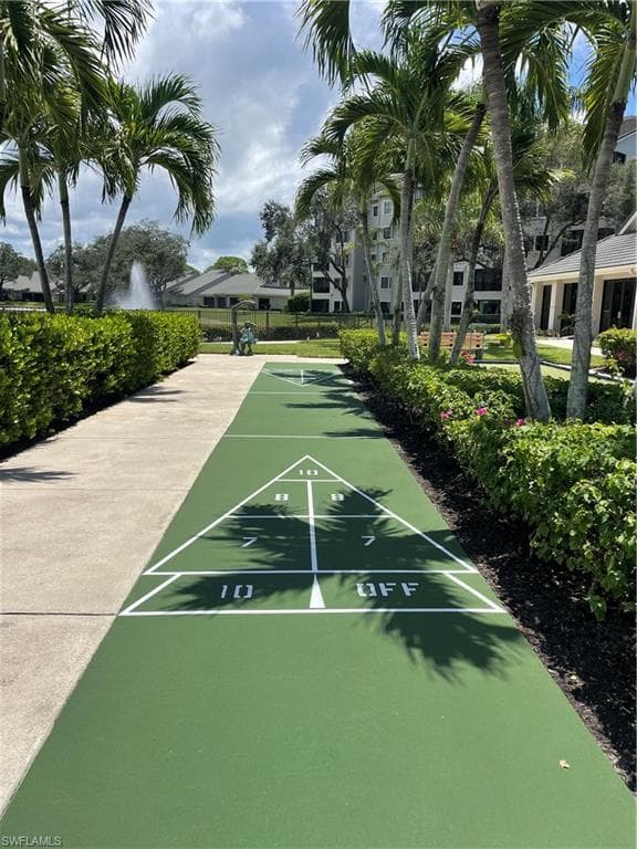 900 Arbor Lake Dr 9-501, Naples, FL 34110-3