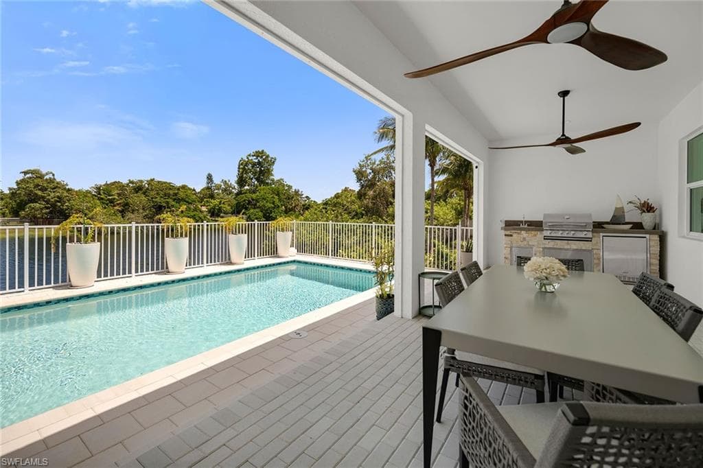 4584 Alhambra Cir, Naples, FL 34103-31