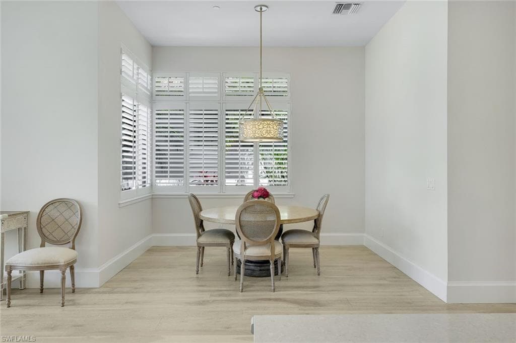16484 Talis Park Dr, Naples, FL 34110-14