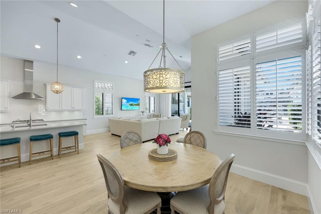 16484 Talis Park Dr, Naples, FL 34110-15