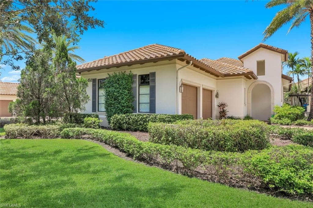 16484 Talis Park Dr, Naples, FL 34110-32