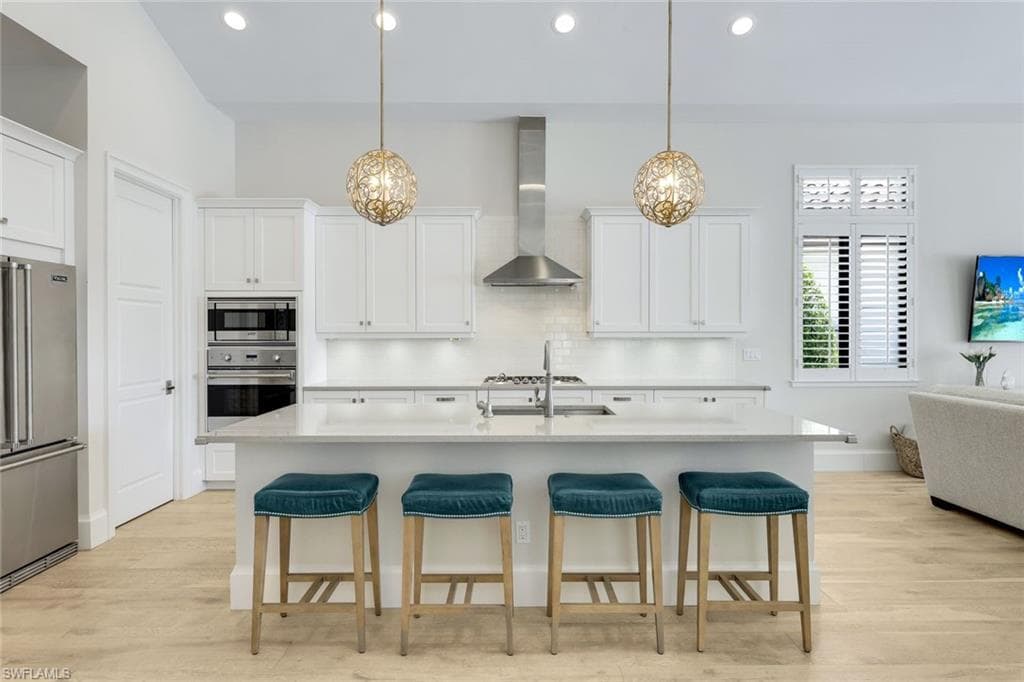 16484 Talis Park Dr, Naples, FL 34110-8