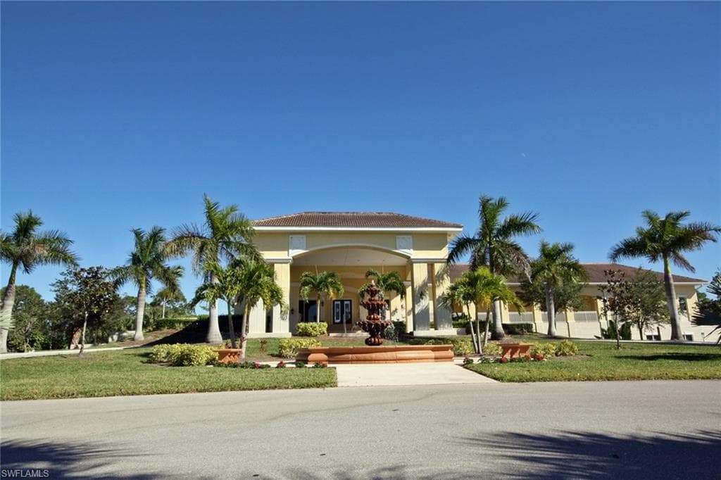 28369 Sombrero Dr, Bonita Springs, FL 34135-23