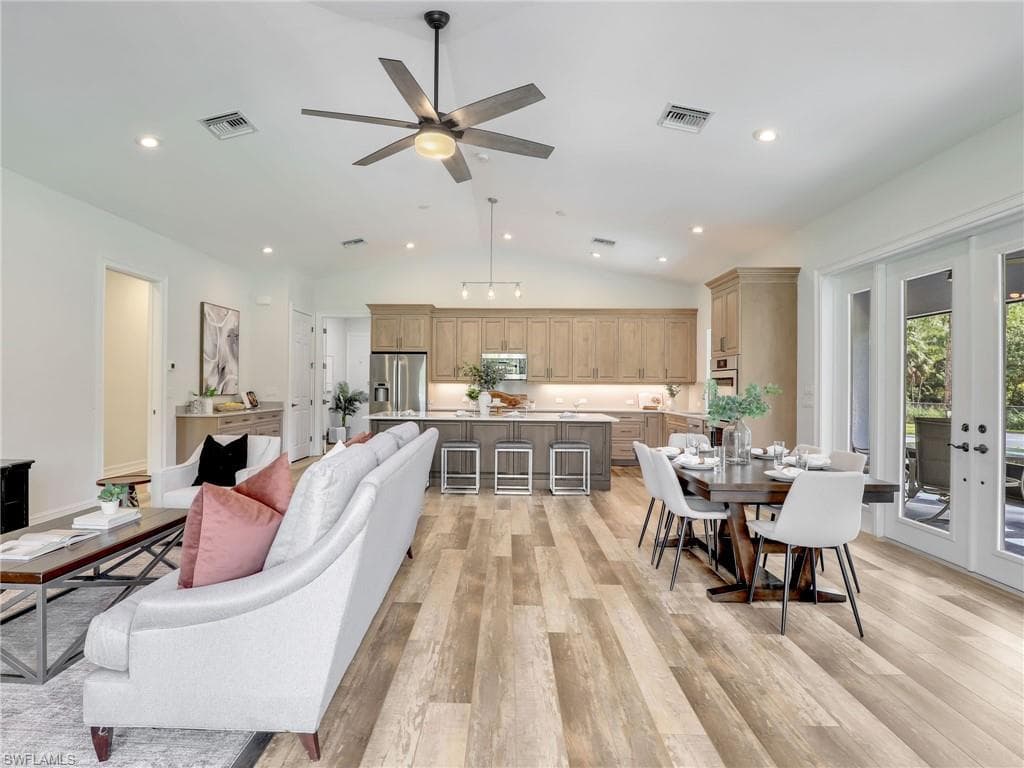 4445 5th Ave SW, Naples, FL 34119-12