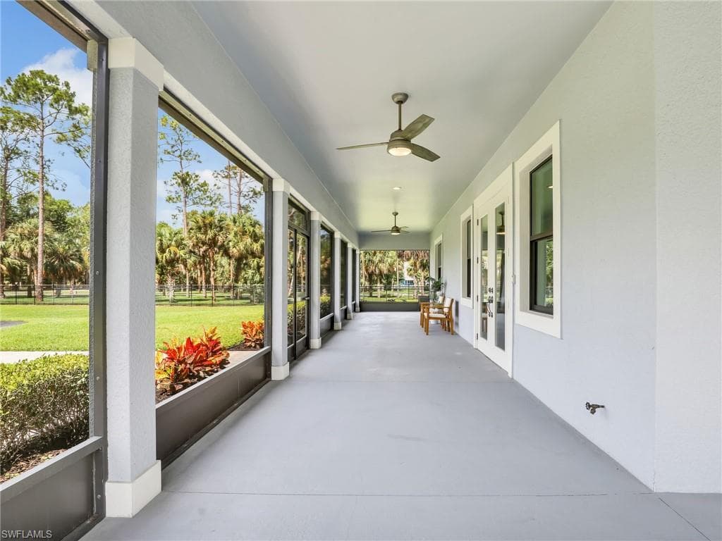 4445 5th Ave SW, Naples, FL 34119-25