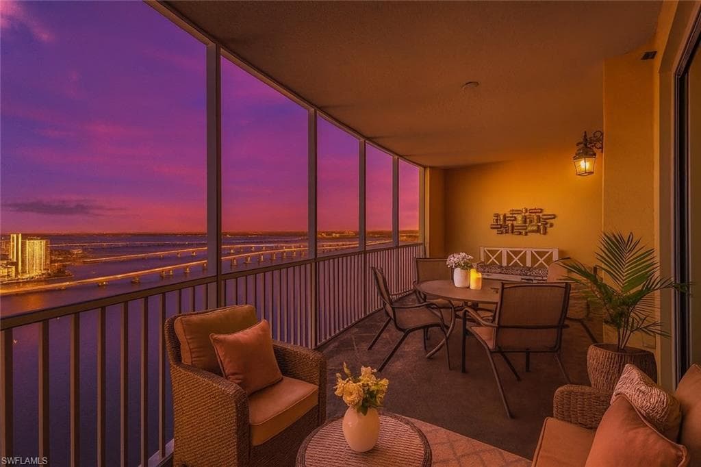 2743 1st St 2303, Fort Myers, FL 33916-33