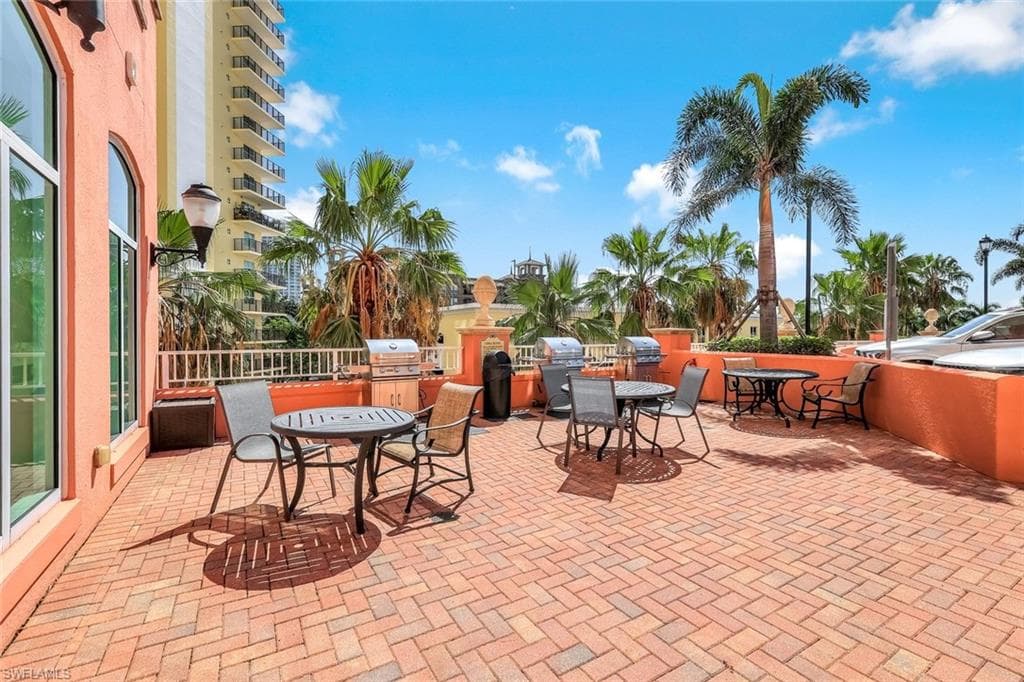 2743 1st St 2303, Fort Myers, FL 33916-42
