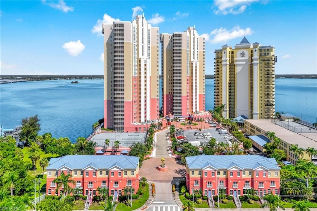 2743 1st St 2303, Fort Myers, FL 33916-5