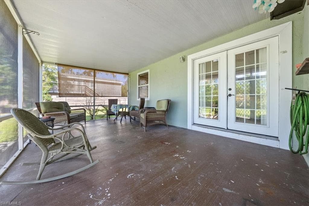 3024 Woodside Ave, Naples, FL 34112-31