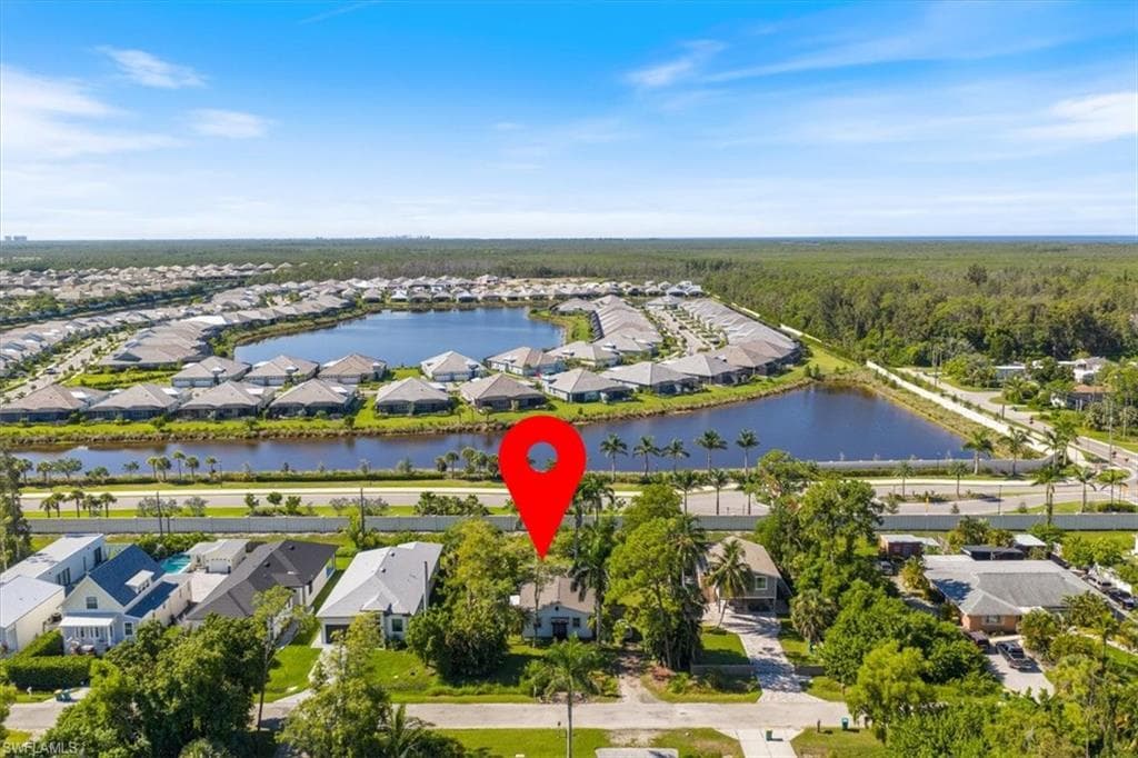 3024 Woodside Ave, Naples, FL 34112-35