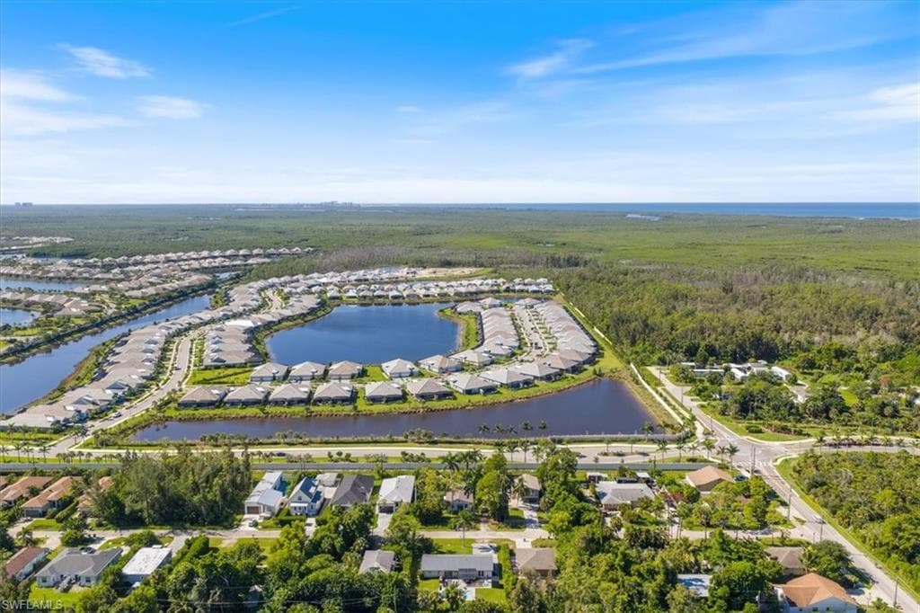 3024 Woodside Ave, Naples, FL 34112-37