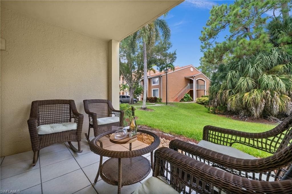 1230 Wildwood Lakes Blvd 102, Naples, FL 34104-23