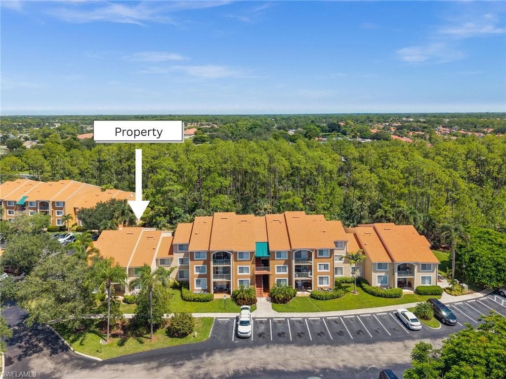 1230 Wildwood Lakes Blvd 102, Naples, FL 34104-25