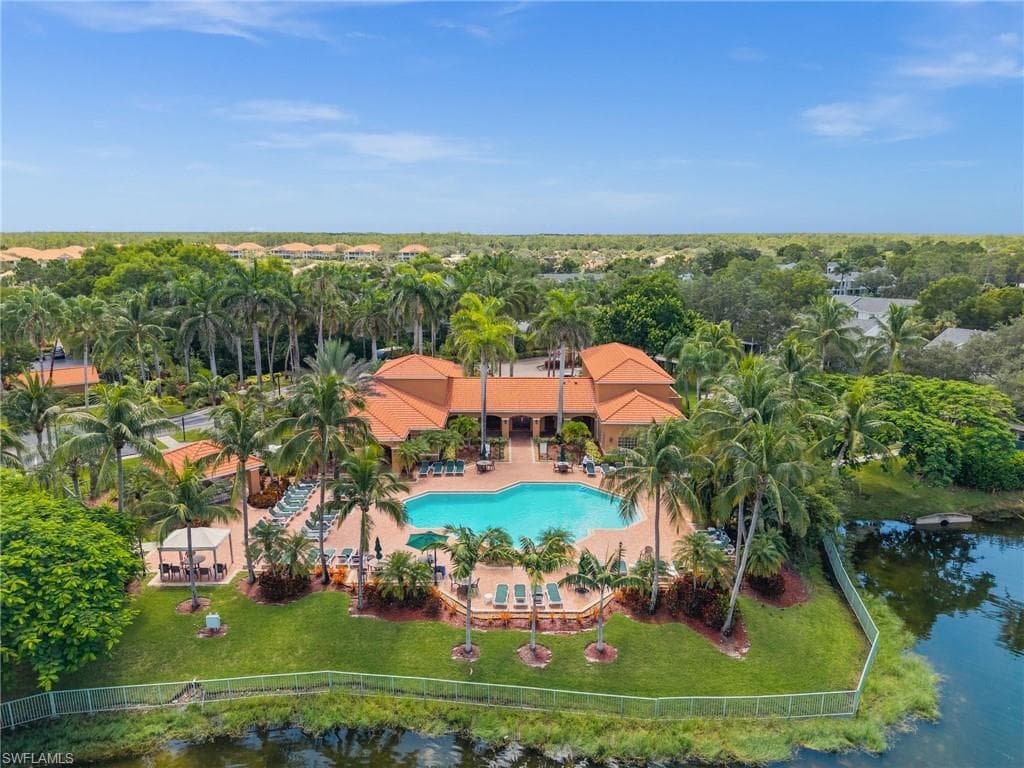 1230 Wildwood Lakes Blvd 102, Naples, FL 34104-29