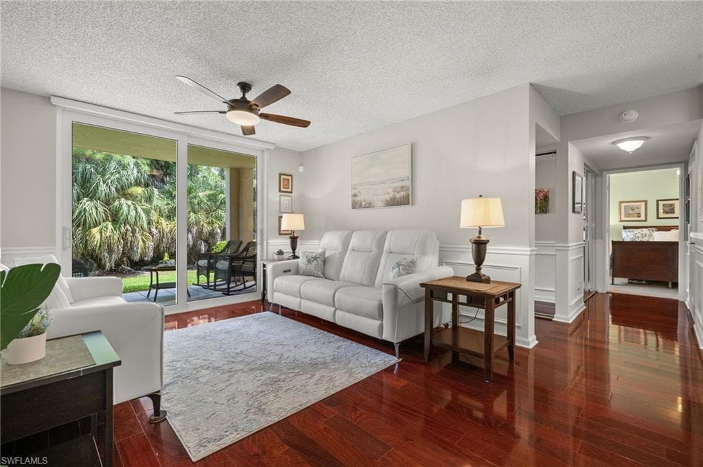 1230 Wildwood Lakes Blvd 102, Naples, FL 34104-4