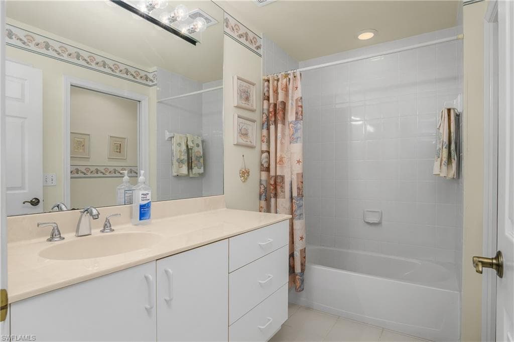 6600 Beach Resort Dr 407, Naples, FL 34114-23