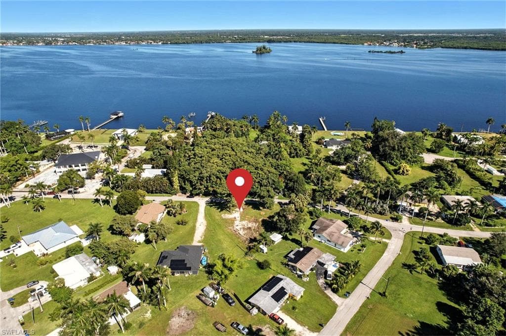 4364 Cypress Ln, Fort Myers, FL 33905-9