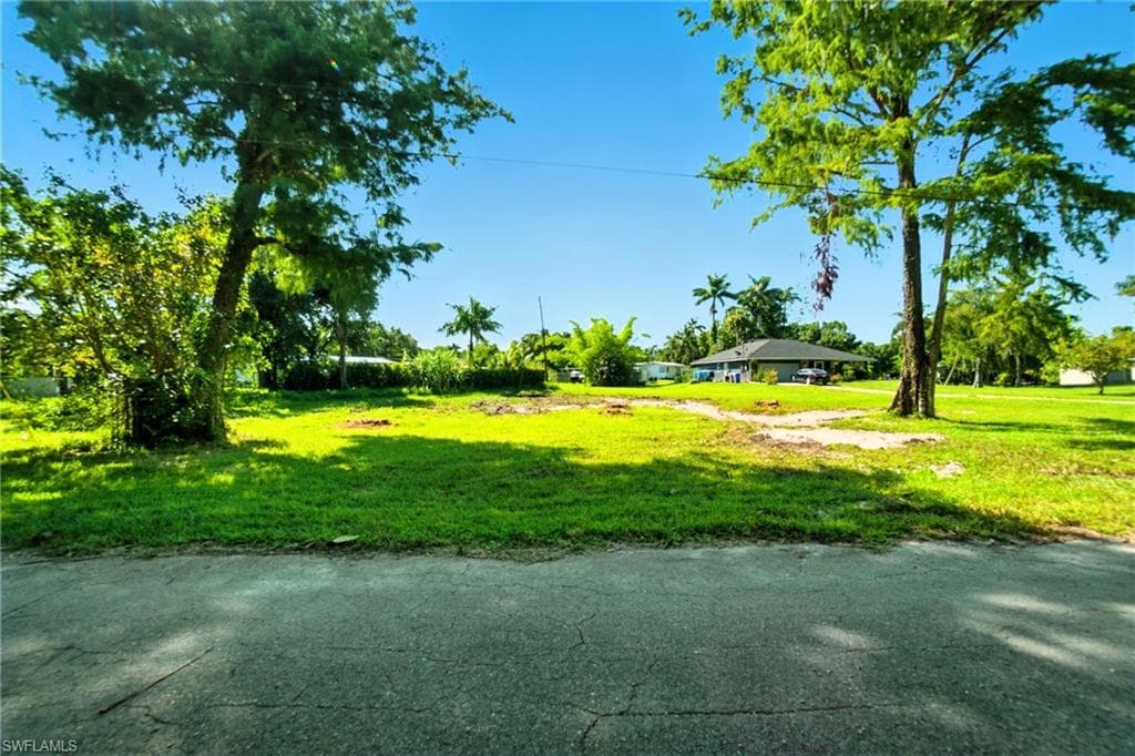4364 Cypress Ln, Fort Myers, FL 33905-4