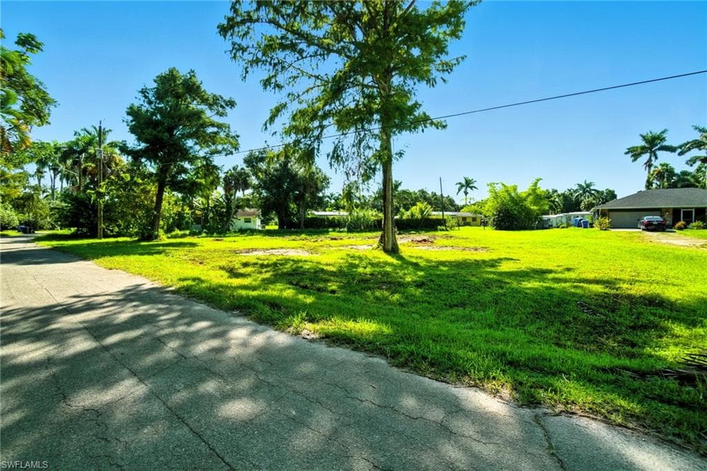 4364 Cypress Ln, Fort Myers, FL 33905-6