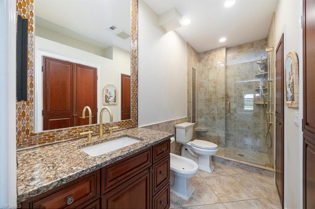5963 Sand Wedge Ln 201, Naples, FL 34110-17