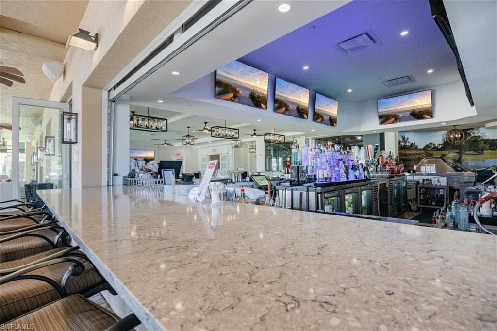 5963 Sand Wedge Ln 201, Naples, FL 34110-36