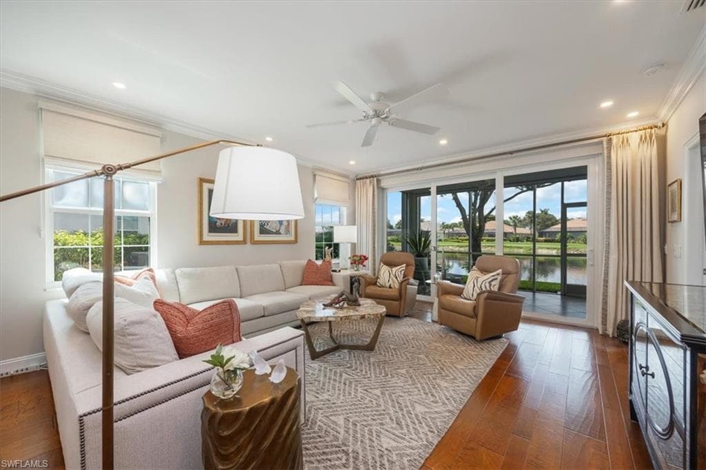 5963 Sand Wedge Ln 201, Naples, FL 34110-6