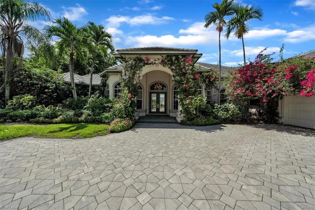 2339 Alexander Palm Dr, Naples, FL 34105-10